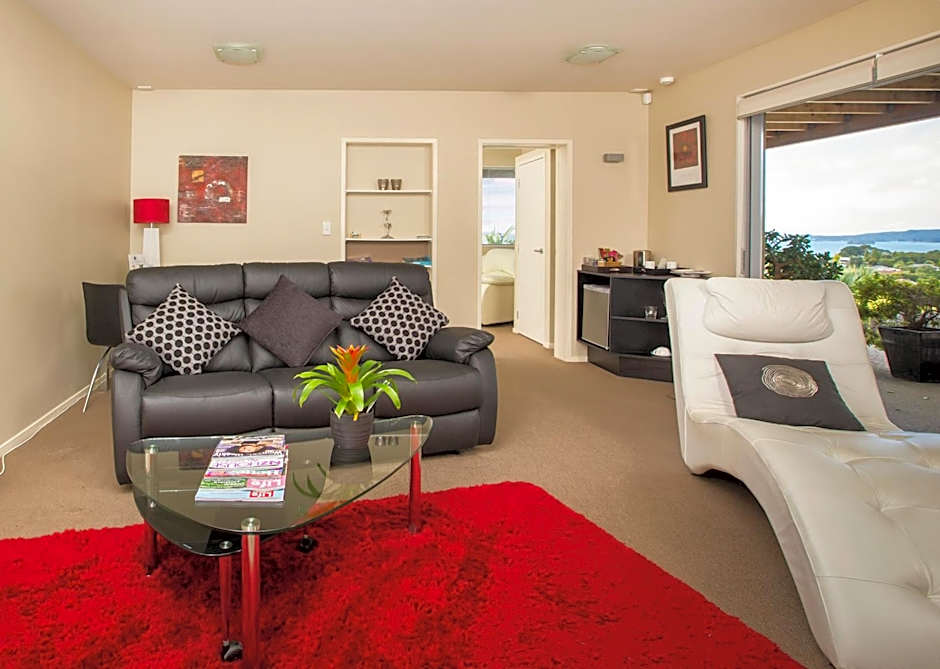 Tahi Lodge - Matakana Coast