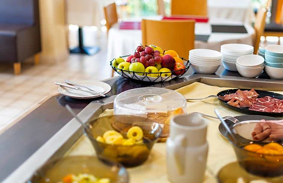 Hotel Bagatelle Paris Nord Roissy - ex Inter-Hotel