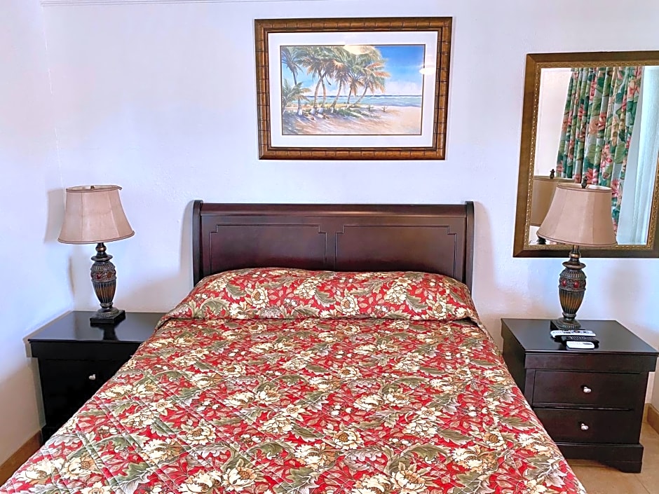 Glades Motel - Naples