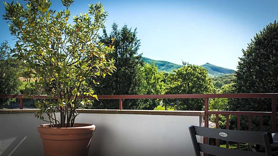 Logis Hotel Ur-Hegian