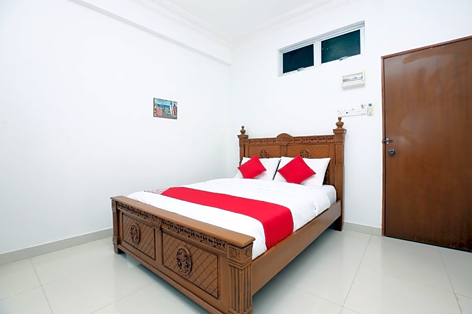 OYO 89435 Nusantara Group Hotel