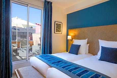Comfort Room with Terrace