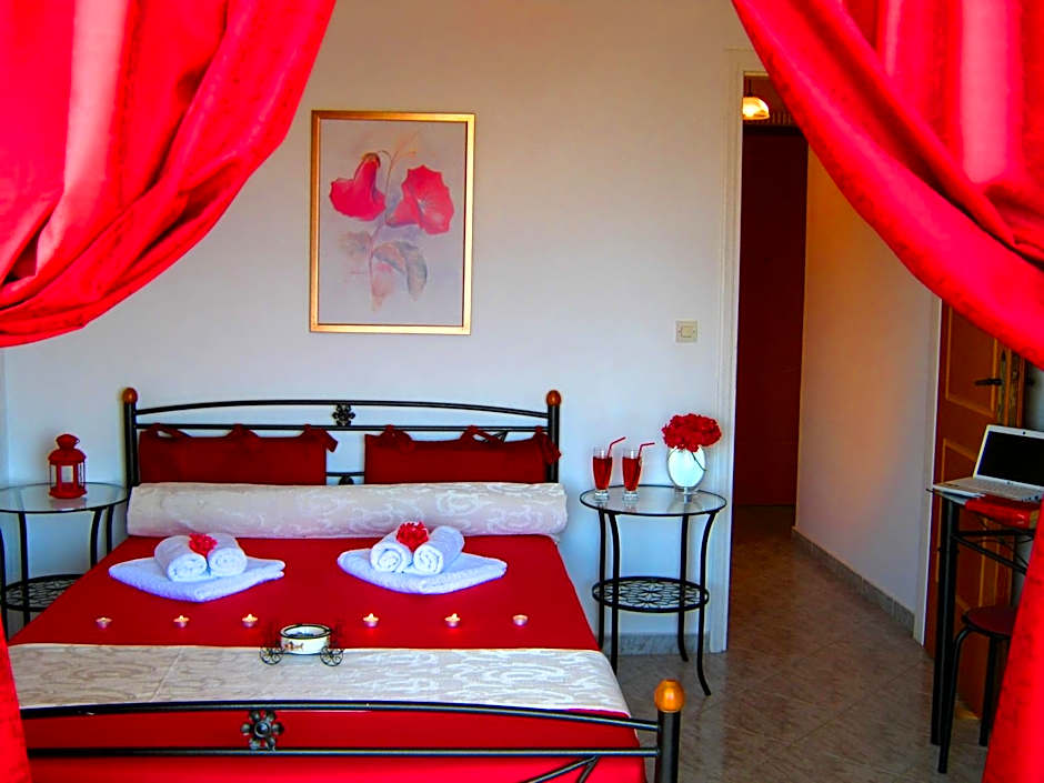 Neapoli Rooms