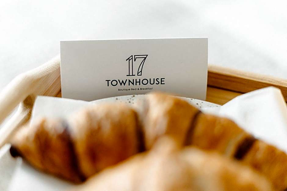 Townhouse17 Boutique Bed & Breakfast