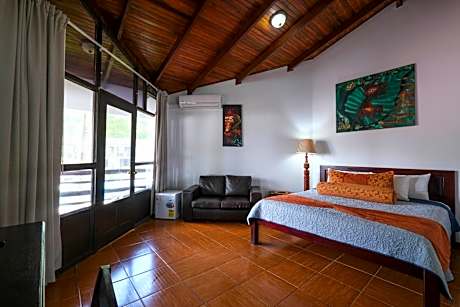 Junior Suite with Pool View