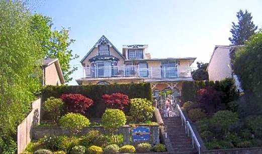 Ocean Breeze Executive Bed and Breakfast