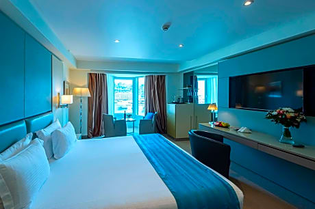 Junior Suite - Harbor view