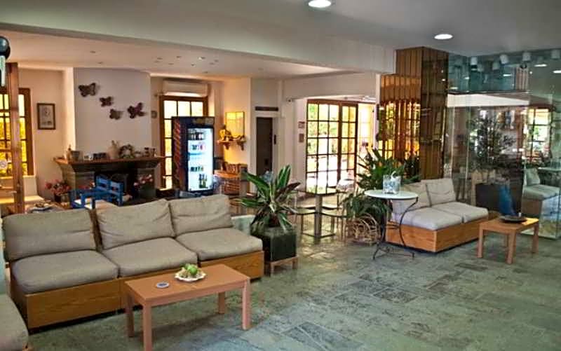 Stefanakis Hotel & Apartaments