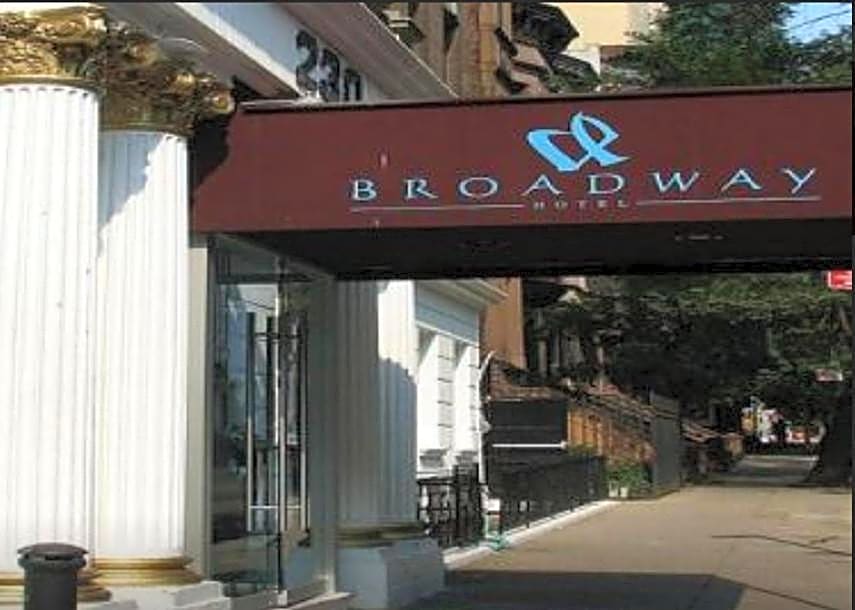 Broadway Hotel & Hostel