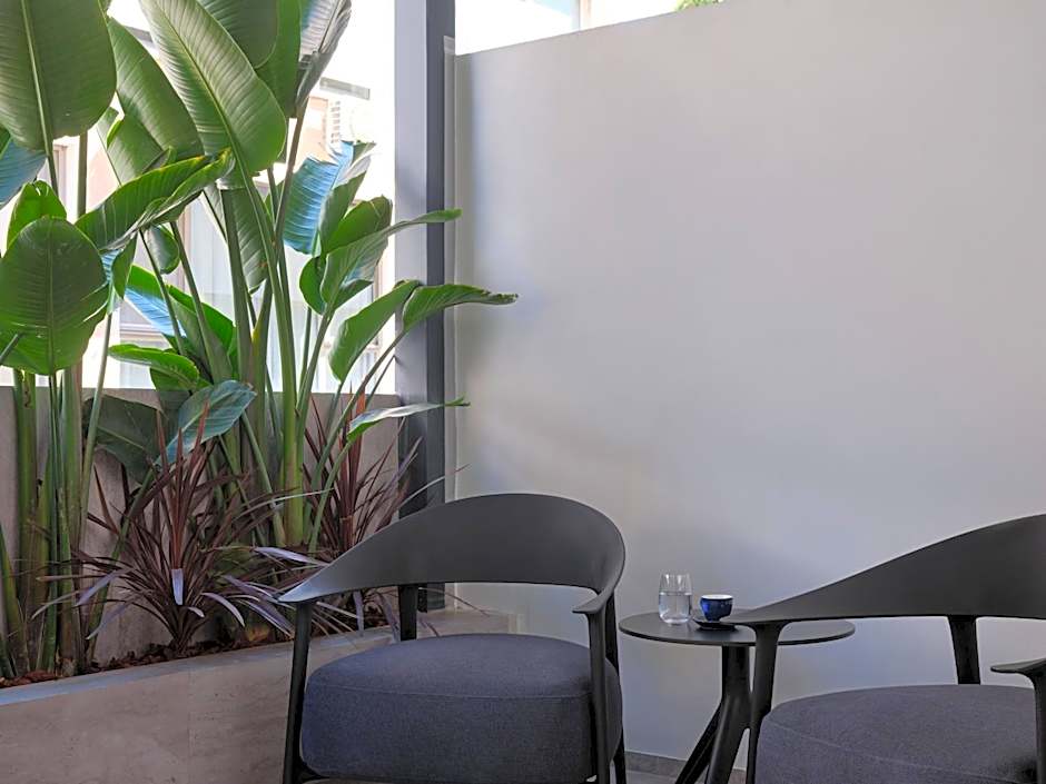 Nur Outline Aparthotel