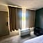 Express Inn & Suites