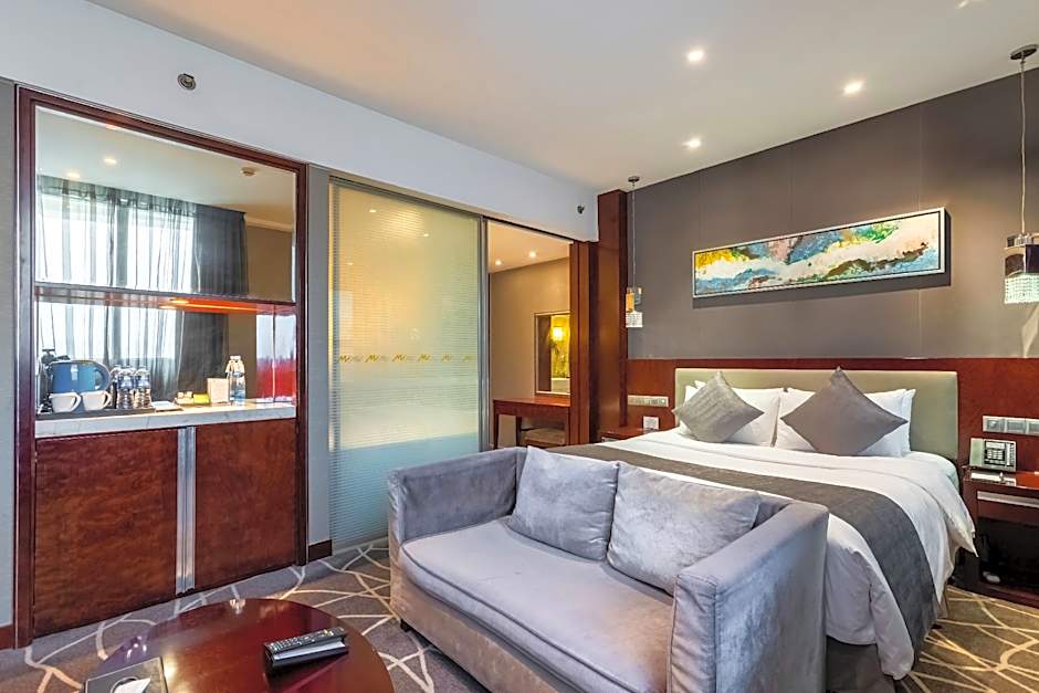 Grand Metro Park Universal Dinosaur Town Hotel