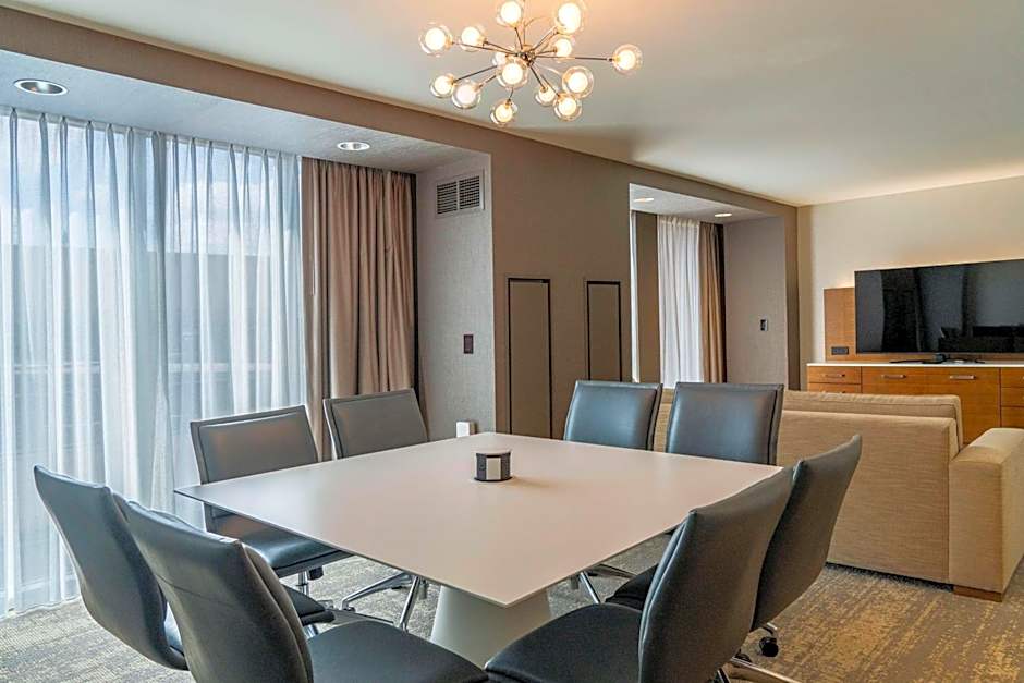 Hilton Columbus Downtown