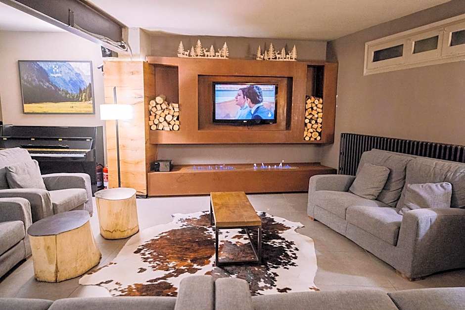 Riu Nere Mountain Hotel