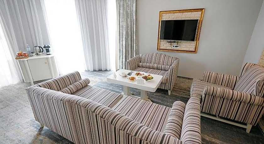 Kazzhol Hotel Astana