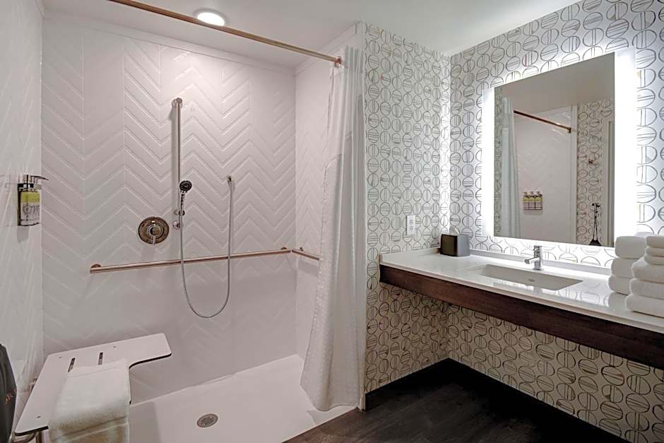 Holiday Inn - Erie By IHG