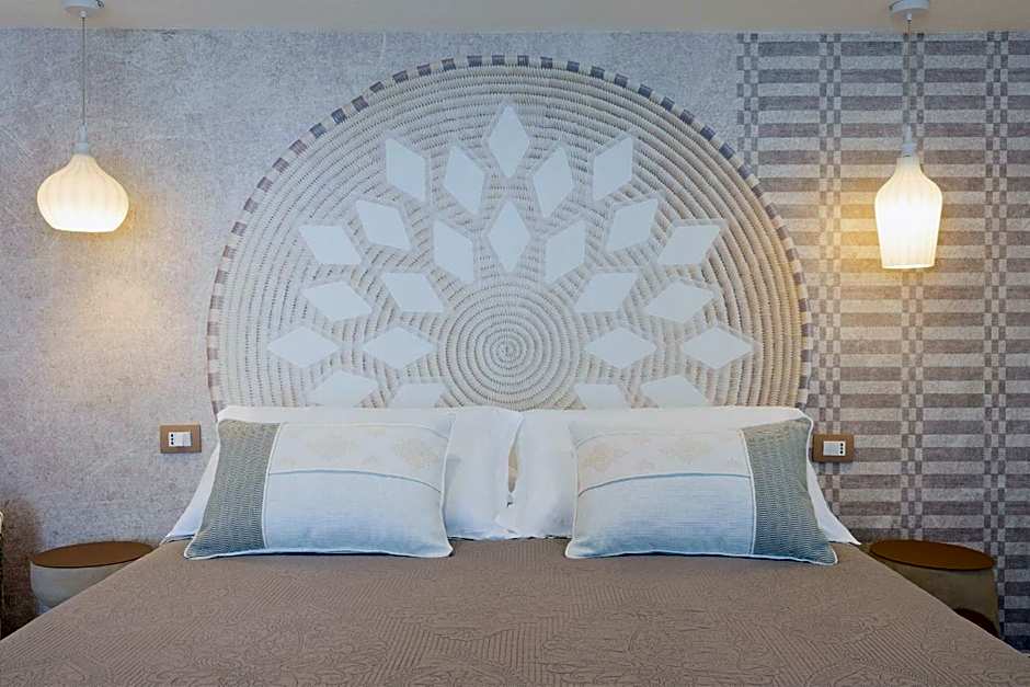PALMASERA CHARMING - Rooms & Suites