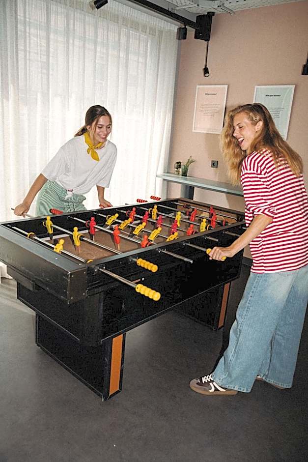 Zeus is Loose Hostel