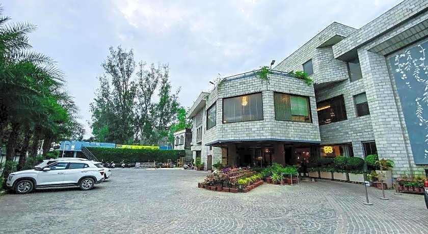 Hotel Natraj  Rishikesh
