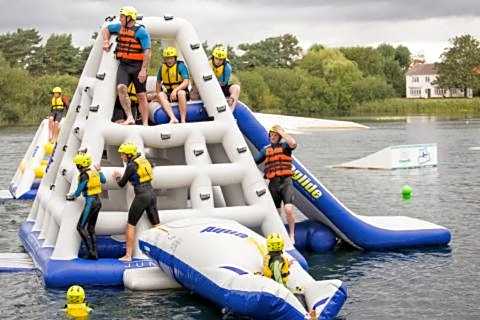 The Luxury break Sleeps 6 at 44 Kingfisher Court South facing