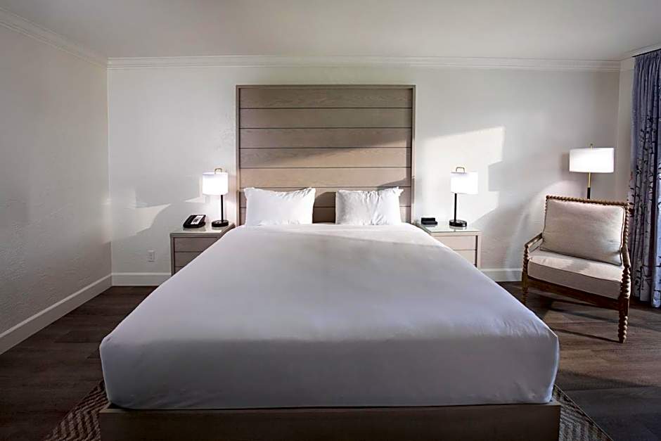 Temecula Creek Inn