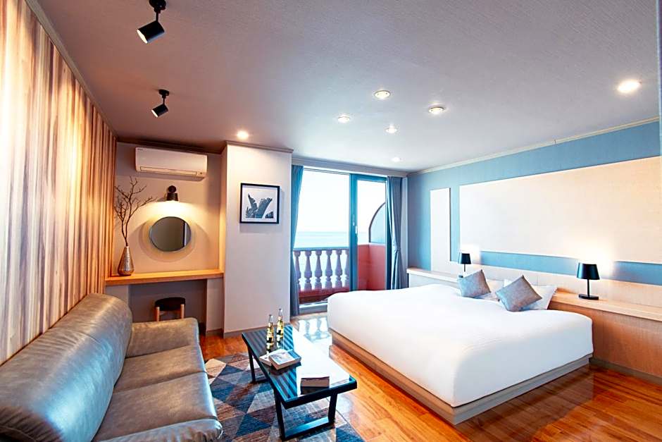 Hotel Luna Coast (Adult Only)