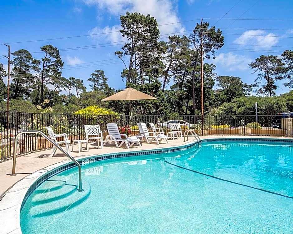 The Inn at 1252 Monterey