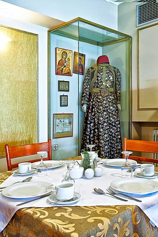 Anastassiou Hotel - Bike and motorcycle friendly hotel