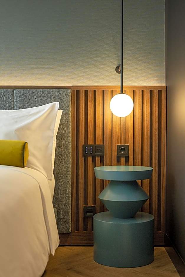 Renaissance Porto Lapa Hotel