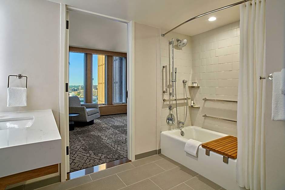 Sheraton Denver Downtown Hotel