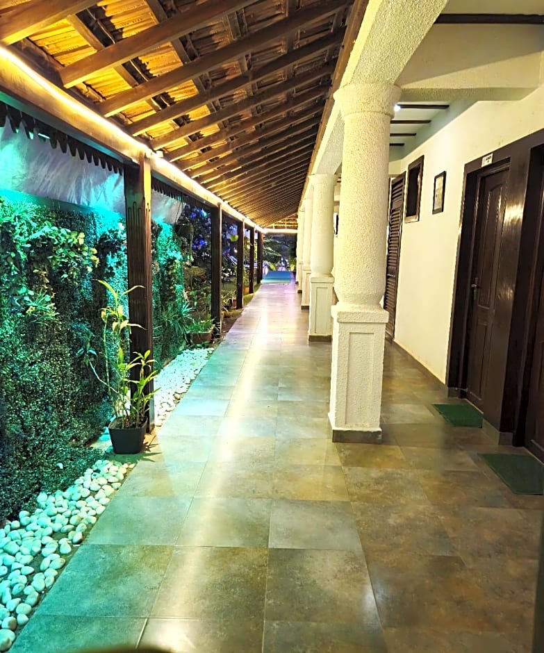 Shining Sand Beach Hotel