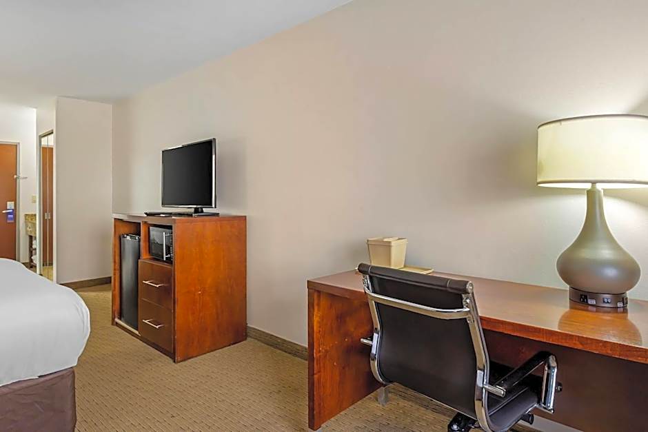 Comfort Inn Garner Clayton I-40