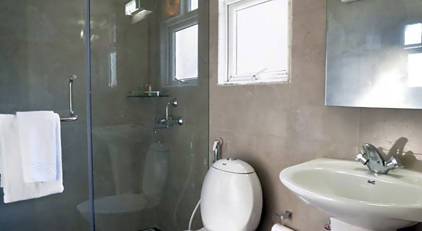 Crest Executive Suites