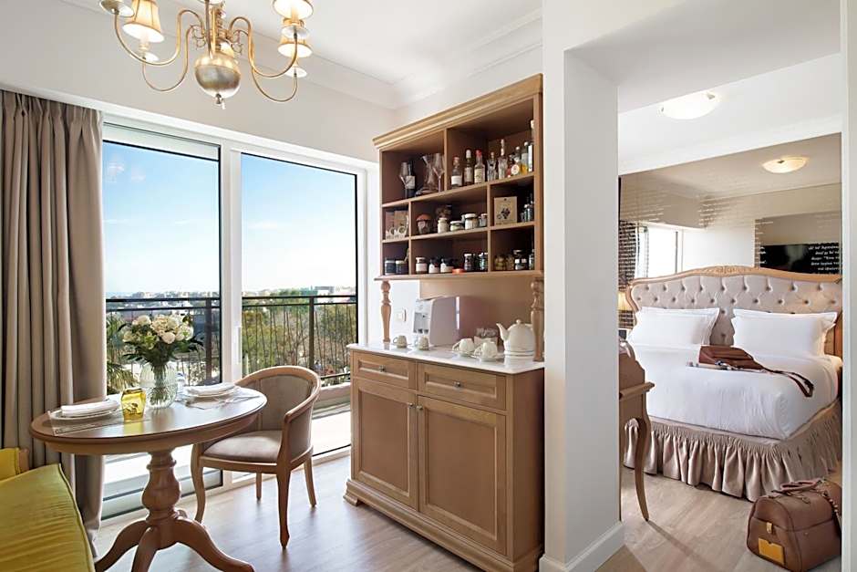 Legacy Gastro Suites