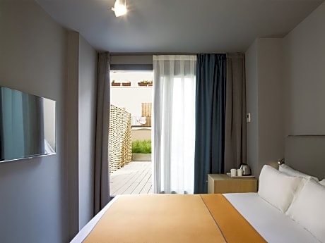 Double Room with Terrace