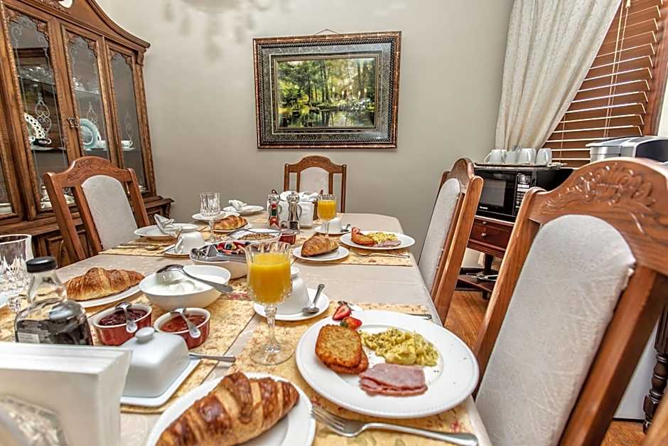 Ambiance By The Falls B&B