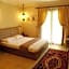 Dardanos Hotel