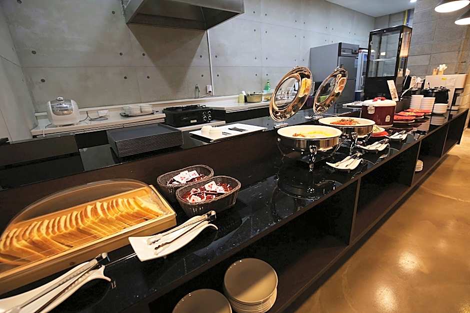 Gong-Ju TouristHotel INK