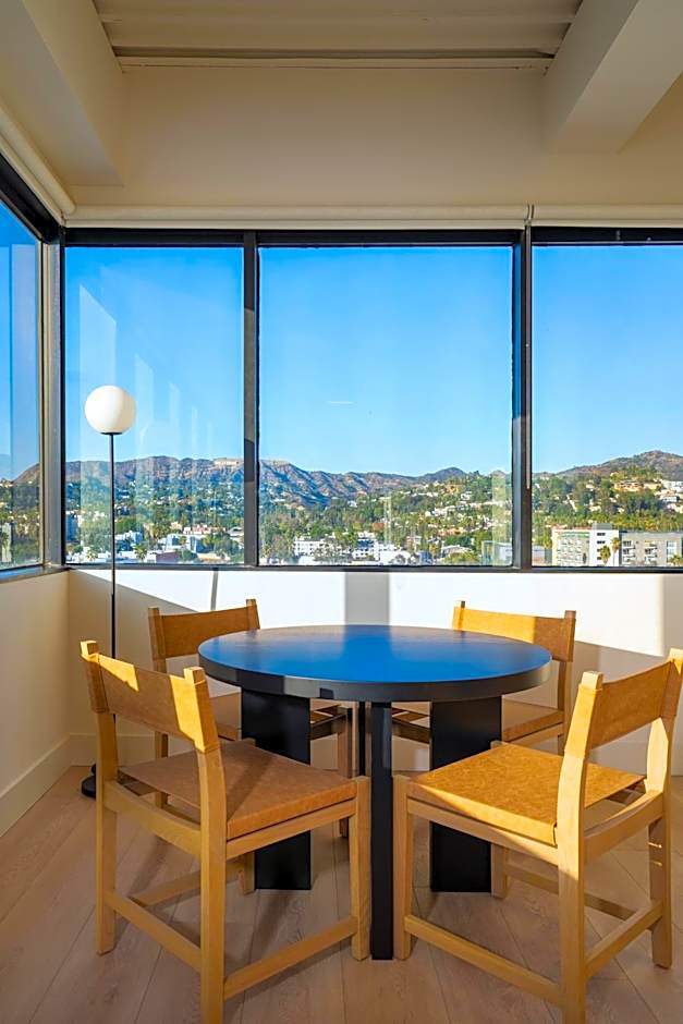 Kasa Sunset Los Angeles