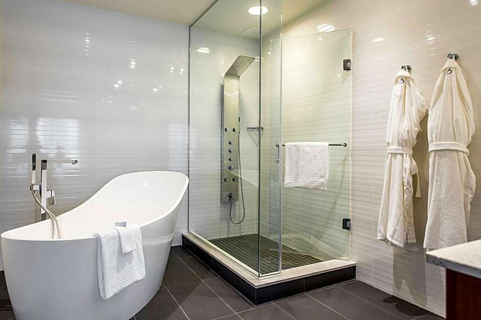 Foto 1 von 3 von Presidential 1 King Bed Suite, High Floor