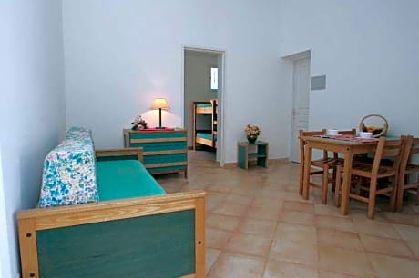 One Bedroom Apartment