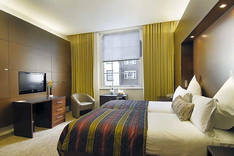 Inhabit Queen's Gardens, a Member of Design Hotels