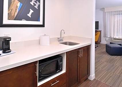 Hampton Inn & Suites Ann Arbor West
