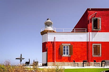Faro di Punta Fenaio