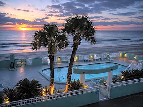 Chateau Mar Beach Resort