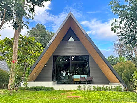 Manta Resort