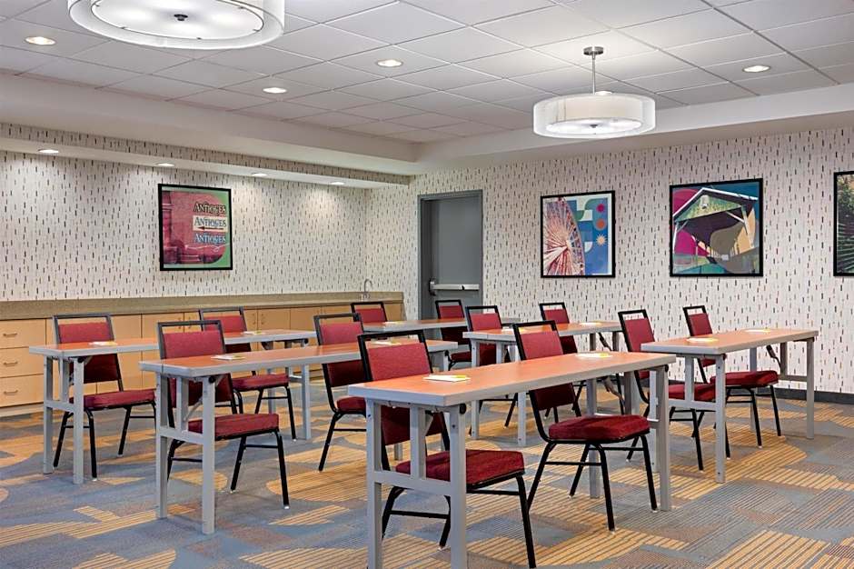 Home2 Suites by Hilton Atlanta South/McDonough