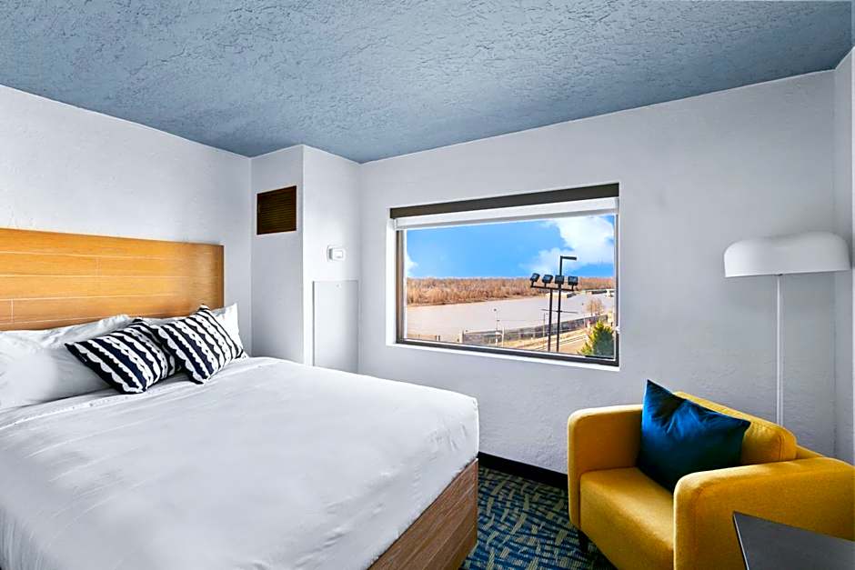 Mulberry, a Wyndham Hotel