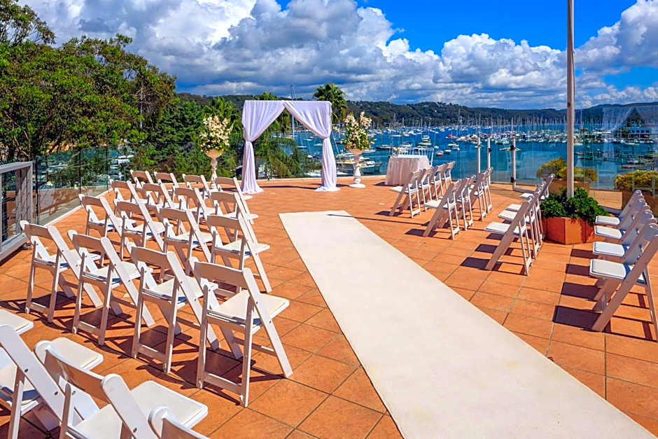 Mirage Hotel Newport