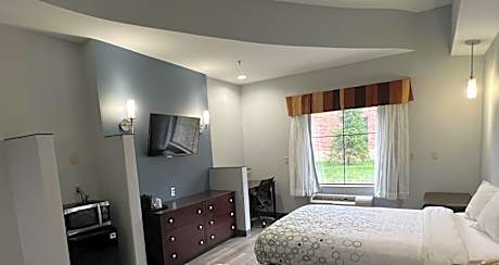 Studio Room with One Double Bed Smaller Room Non-Smoking
